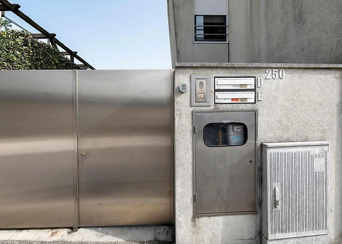 Annex Bedroom - Garden *