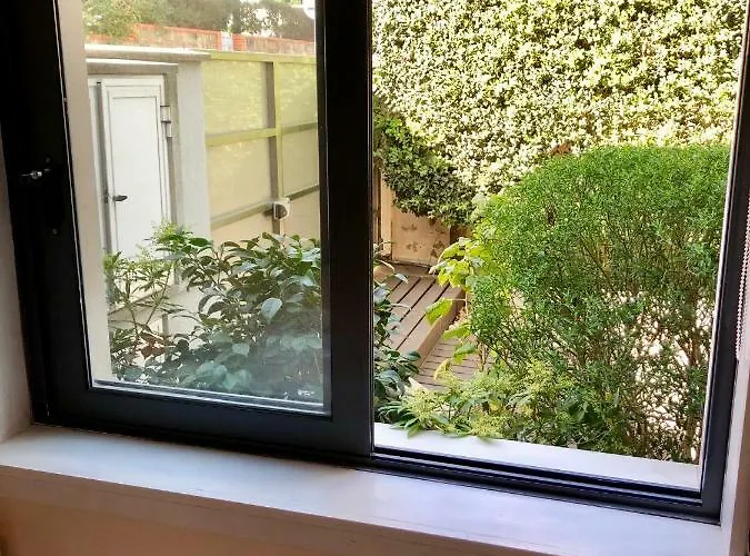 Annex Bedroom - Garden Porto