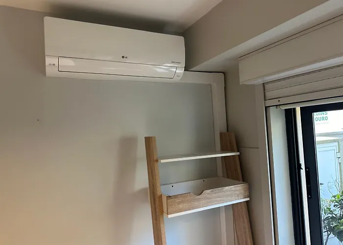 Annex Bedroom - Garden