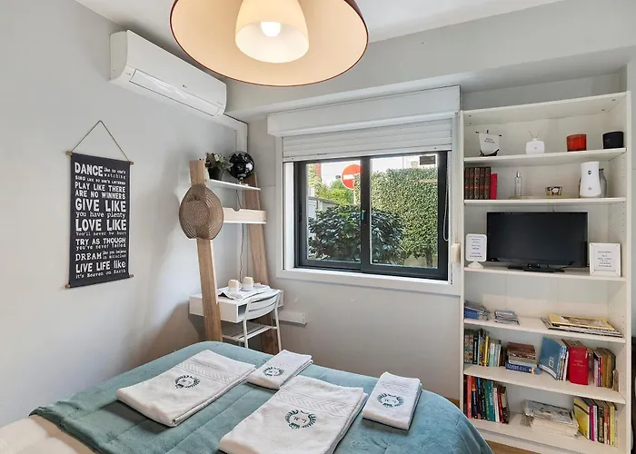 Annex Bedroom - Garden * Oporto