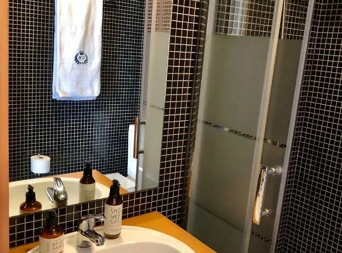 Annex Bedroom - Garden Oporto