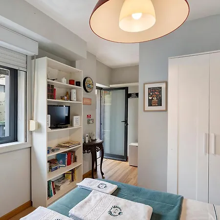 Annex Bedroom - Garden *